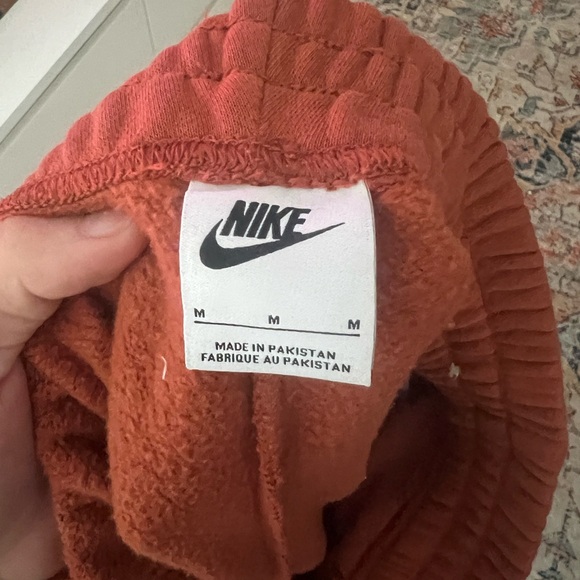 Nike sweats - Picture 3 of 3